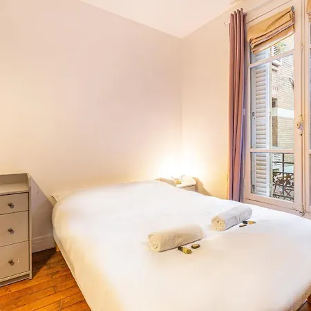 Guestready - Apt Pres Du Square Louise Michel Apartamento Paris