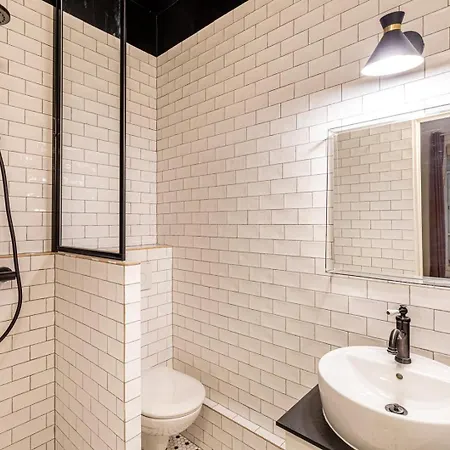 Guestready - Apt Pres Du Square Louise Michel Apartamento *